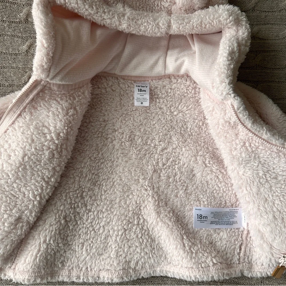 EUC Carter's Baby Girl Fleece Baby Bear Hoodie, Pink, 18 Months